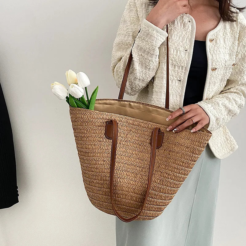 Stylish Straw Shoulder Bag
