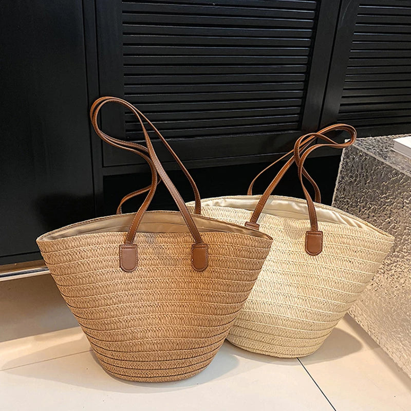 Stylish Straw Shoulder Bag