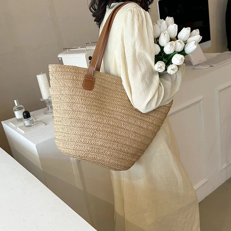 Stylish Straw Shoulder Bag