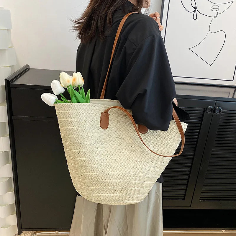 Stylish Straw Shoulder Bag